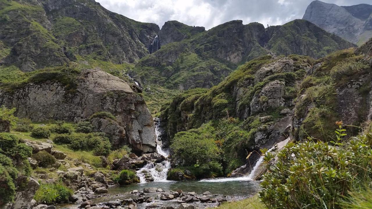Хостел Solfe Backpacker Лю-Сен-Совер Екстер'єр фото